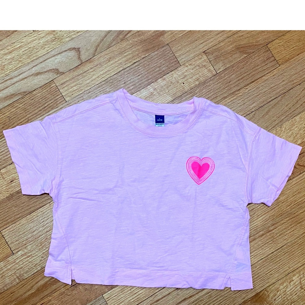 Old Navy Kids Valentine's‎ Day Pink Cropped T Shirt Heart Graphic Size L 10/12